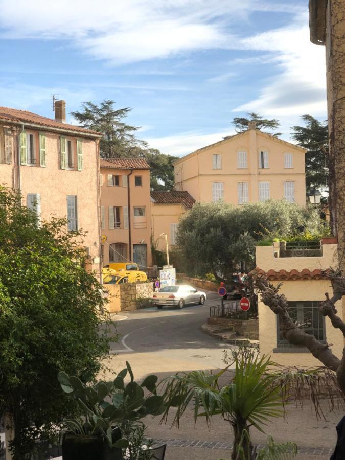 Maison De Vacances Medievale Bormes-Les-Mimosas Village المظهر الخارجي الصورة